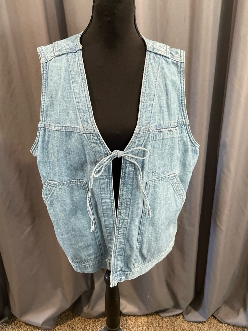universal thread NWT denim tie front utility vest size large